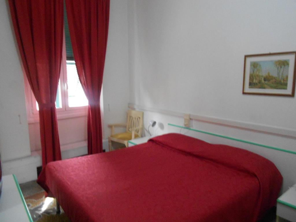Albergo La Vela Rapallo Room photo