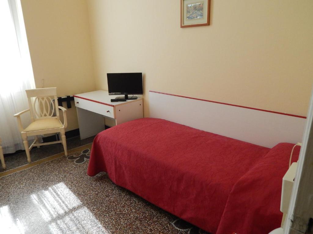 Albergo La Vela Rapallo Room photo